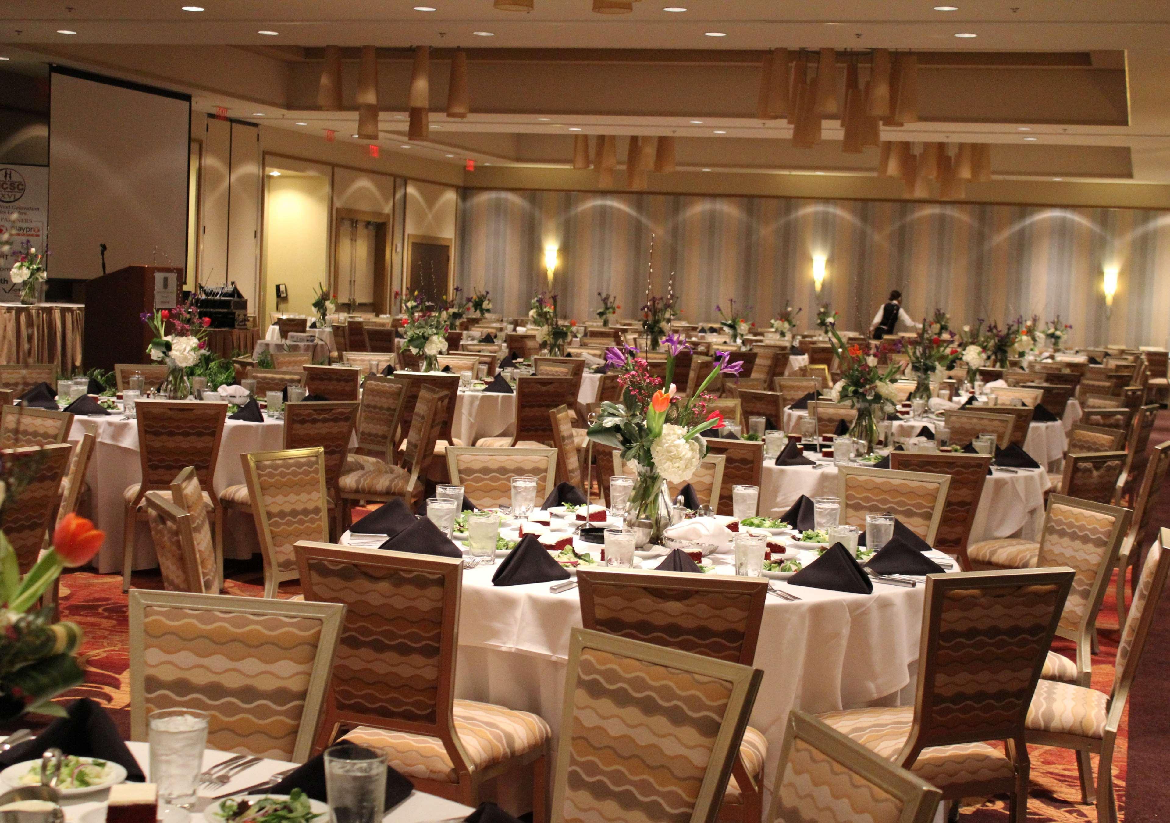 Embassy Suites Atlanta - Kennesaw Town Center Экстерьер фото