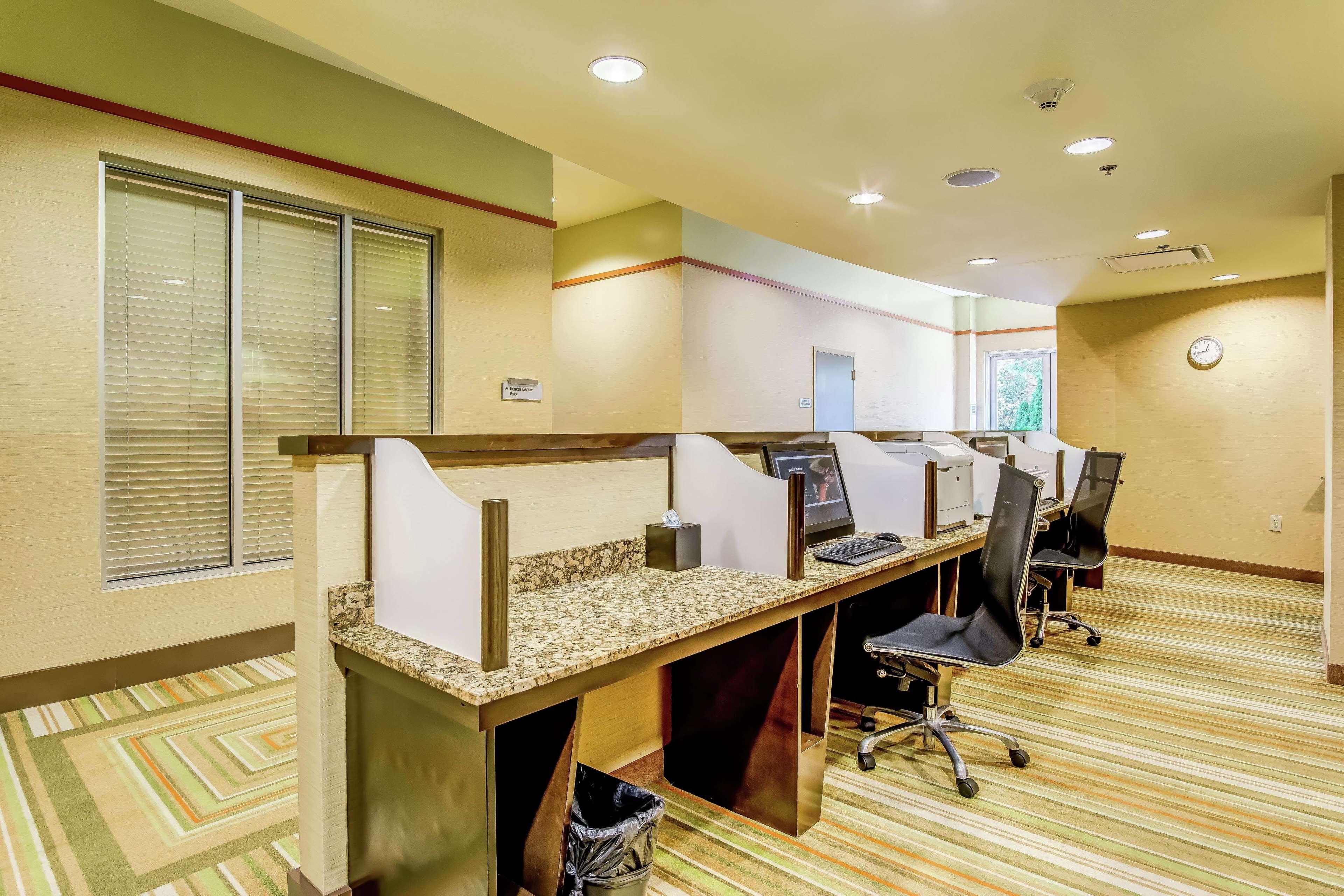 Embassy Suites Atlanta - Kennesaw Town Center Экстерьер фото