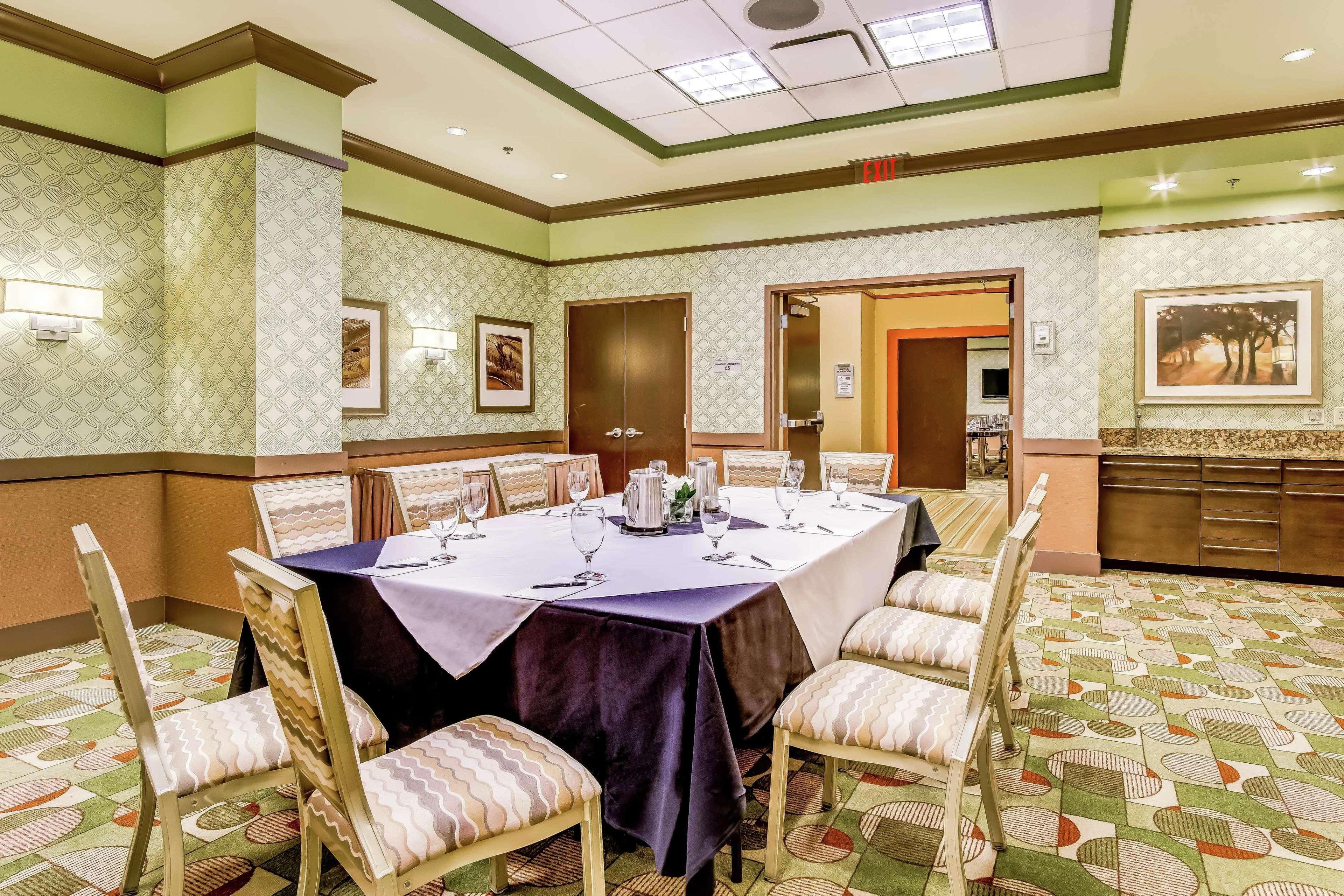 Embassy Suites Atlanta - Kennesaw Town Center Экстерьер фото