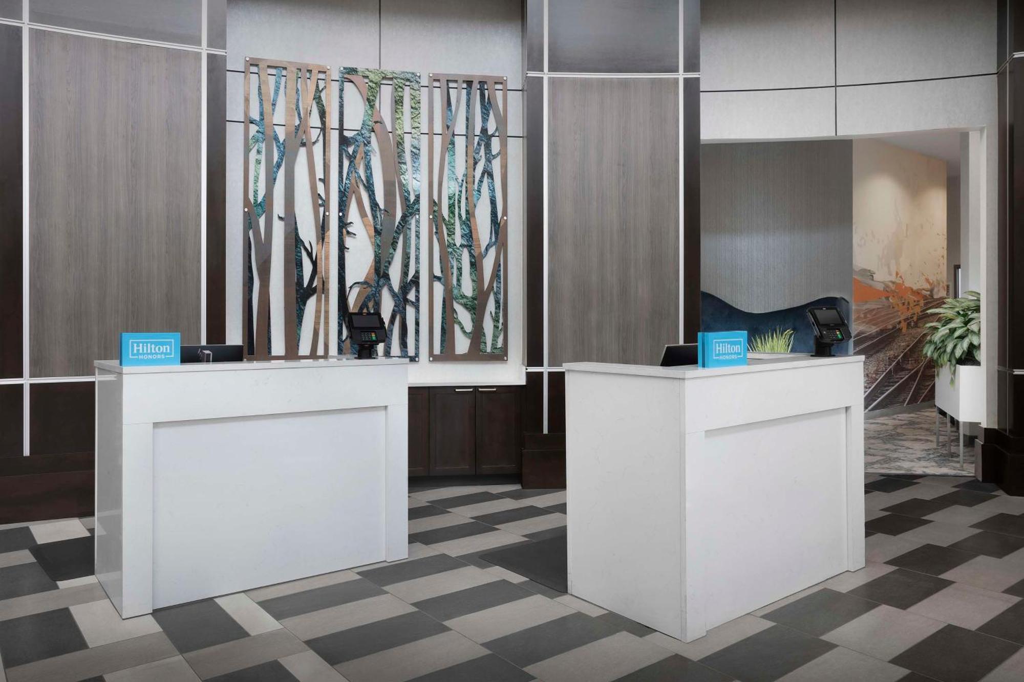 Embassy Suites Atlanta - Kennesaw Town Center Экстерьер фото