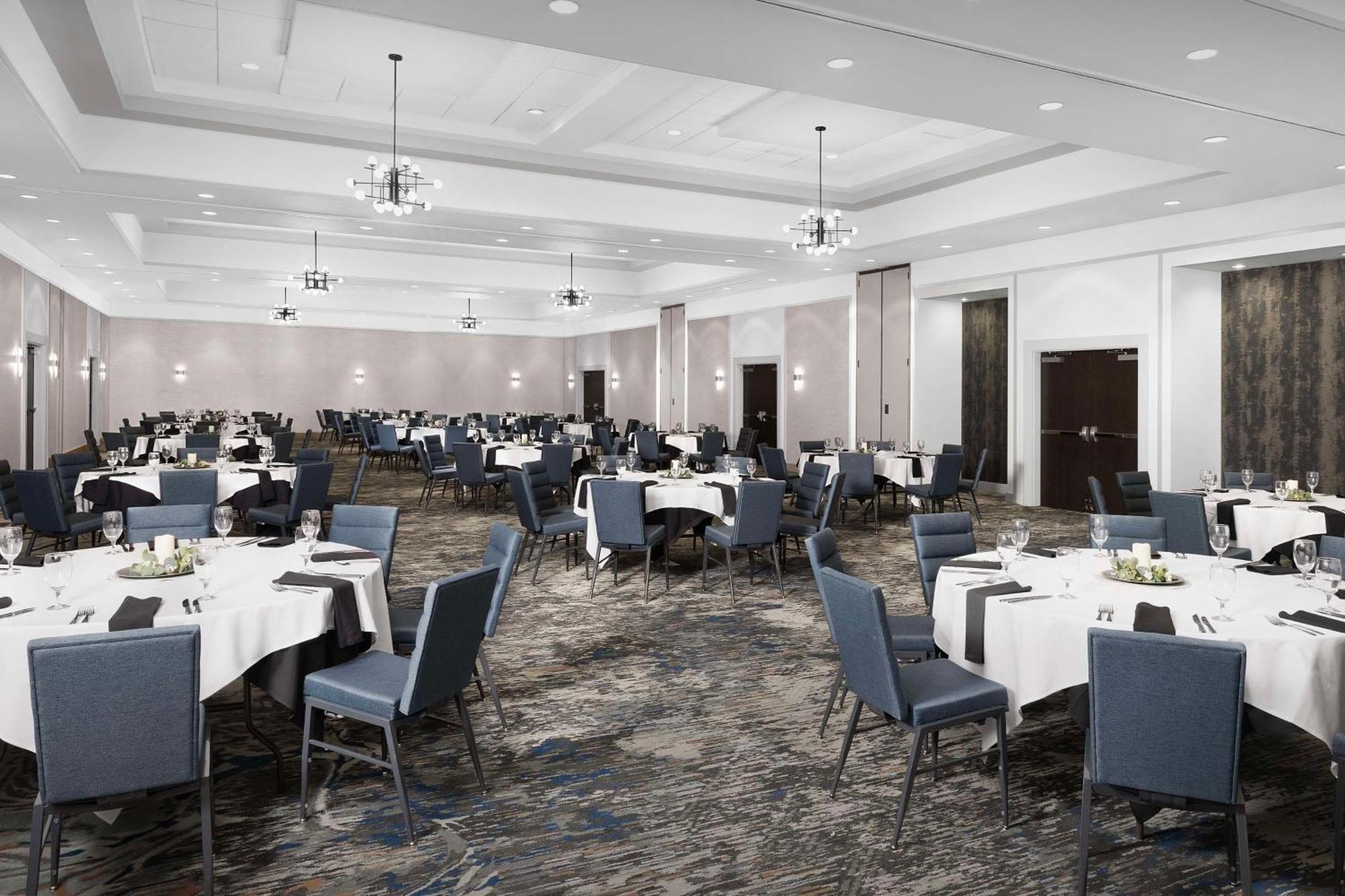 Embassy Suites Atlanta - Kennesaw Town Center Экстерьер фото