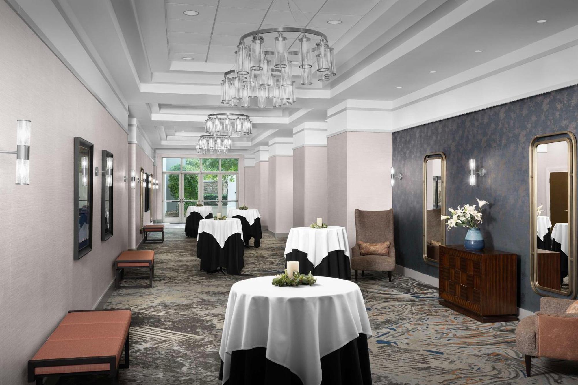 Embassy Suites Atlanta - Kennesaw Town Center Экстерьер фото