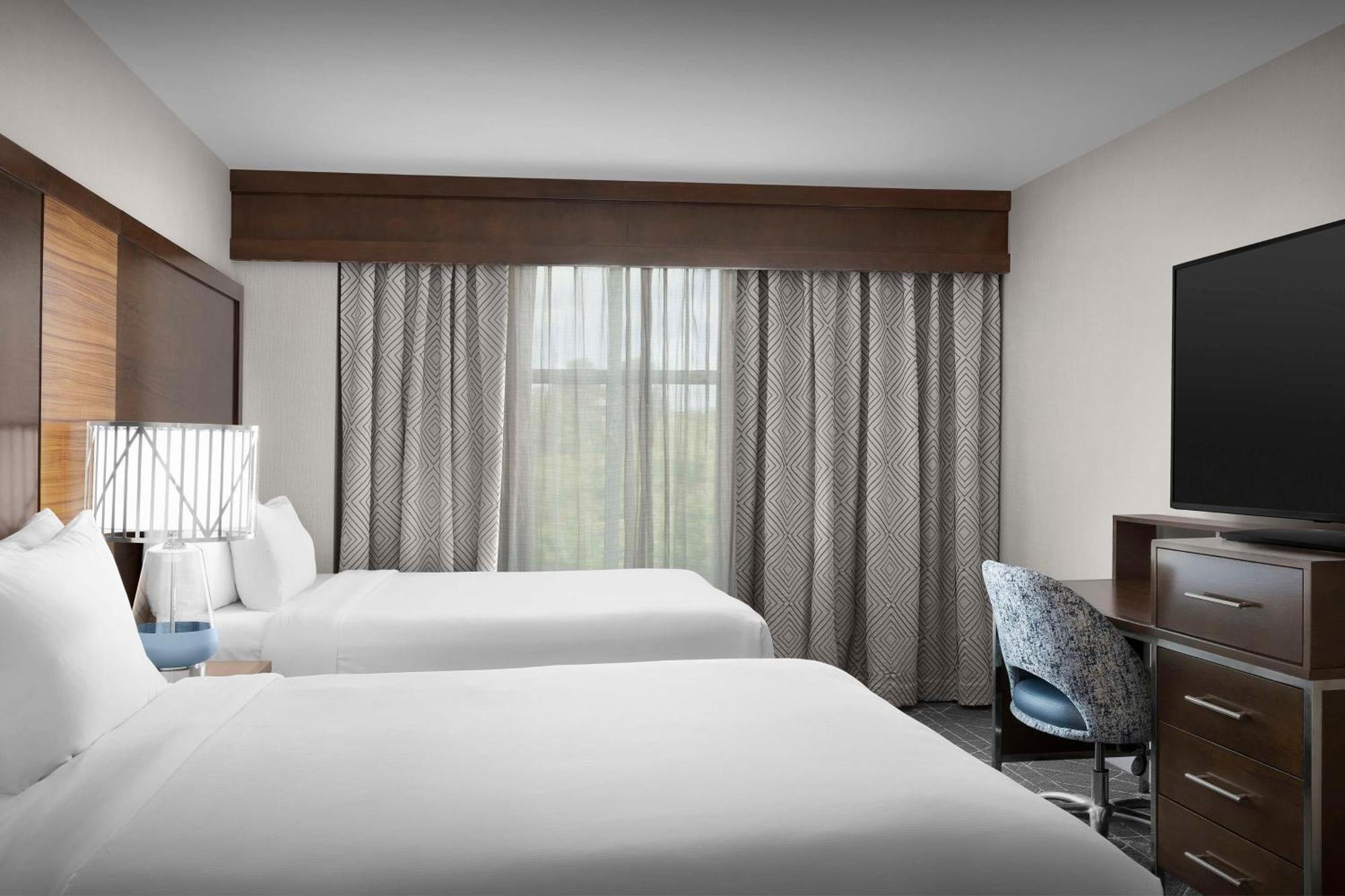 Embassy Suites Atlanta - Kennesaw Town Center Экстерьер фото