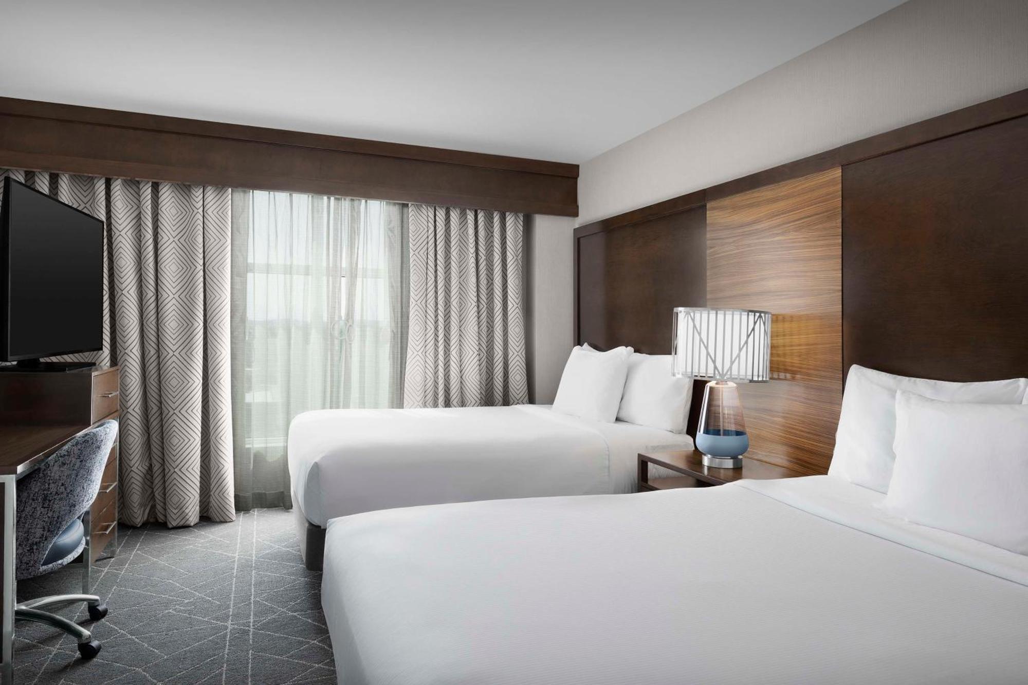 Embassy Suites Atlanta - Kennesaw Town Center Экстерьер фото
